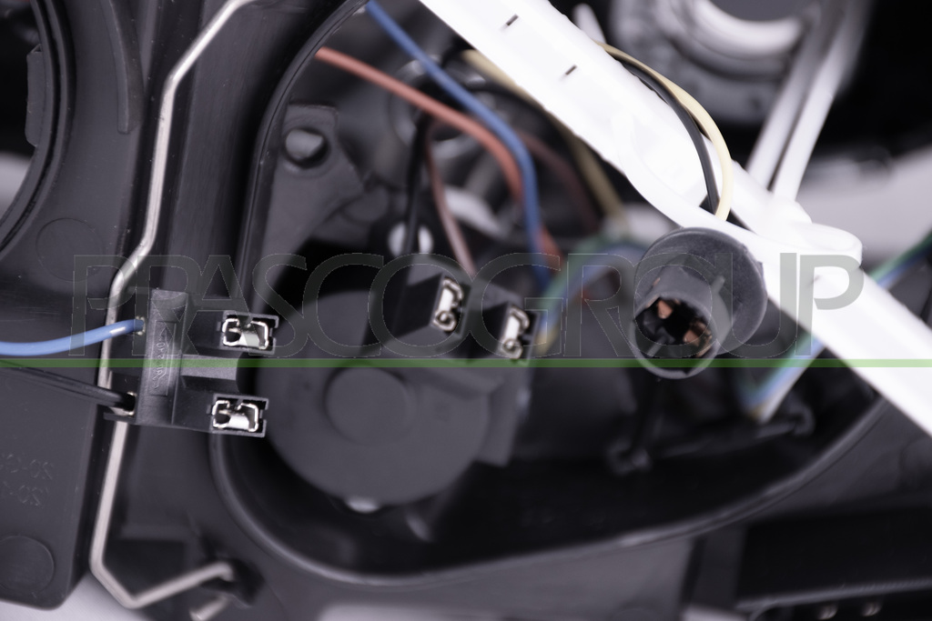 HEADLAMP LEFT H7+H7 ELECTRIC-WITH MOTOR