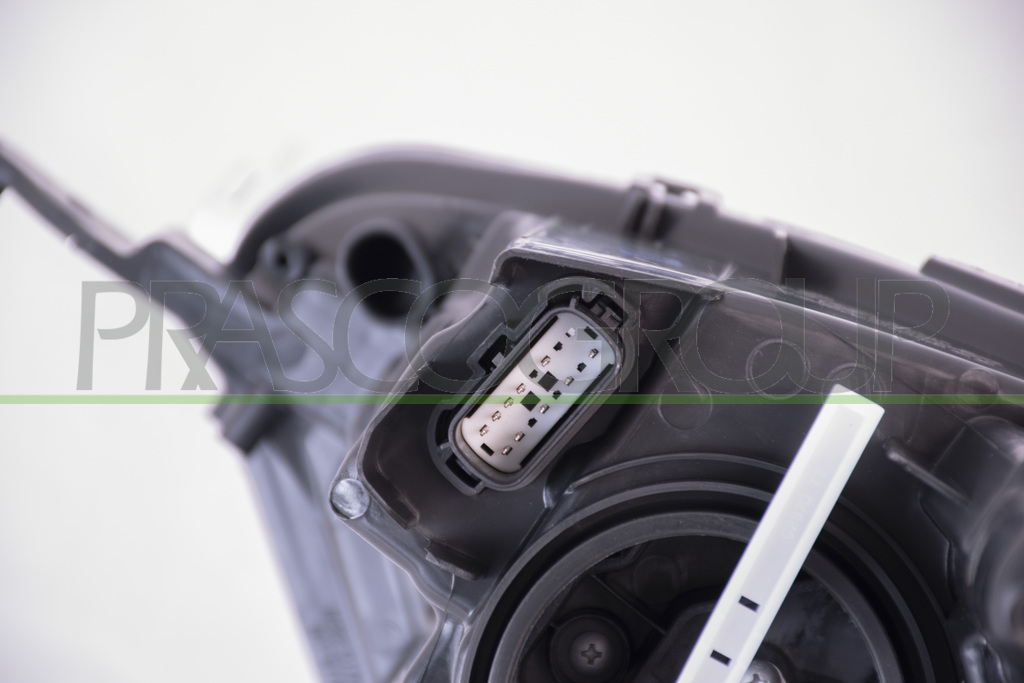 HEADLAMP RIGHT H1+H18 ELECTRIC-WITH MOTOR-WITH DAY RUNNING LIGHT-CHROME-LED