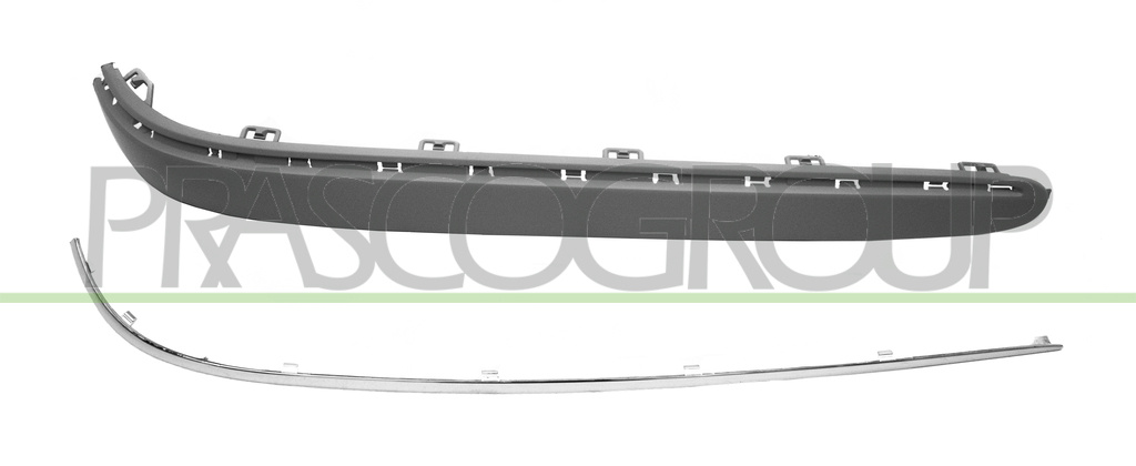 BANDEAU DROIT AVEC MOULURE CHROME-SANS TROUS RADAR PARE-CHOCS ARRIERE