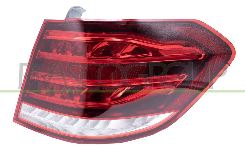 PILOTO TRASERO DERECHO EXTERIOR-BASE OSCURA-LED MOD. FAMILIAR