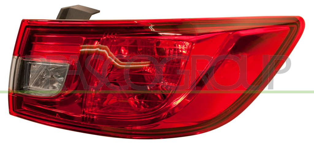 TAIL LAMP RIGHT-WITHOUT BULB HOLDER