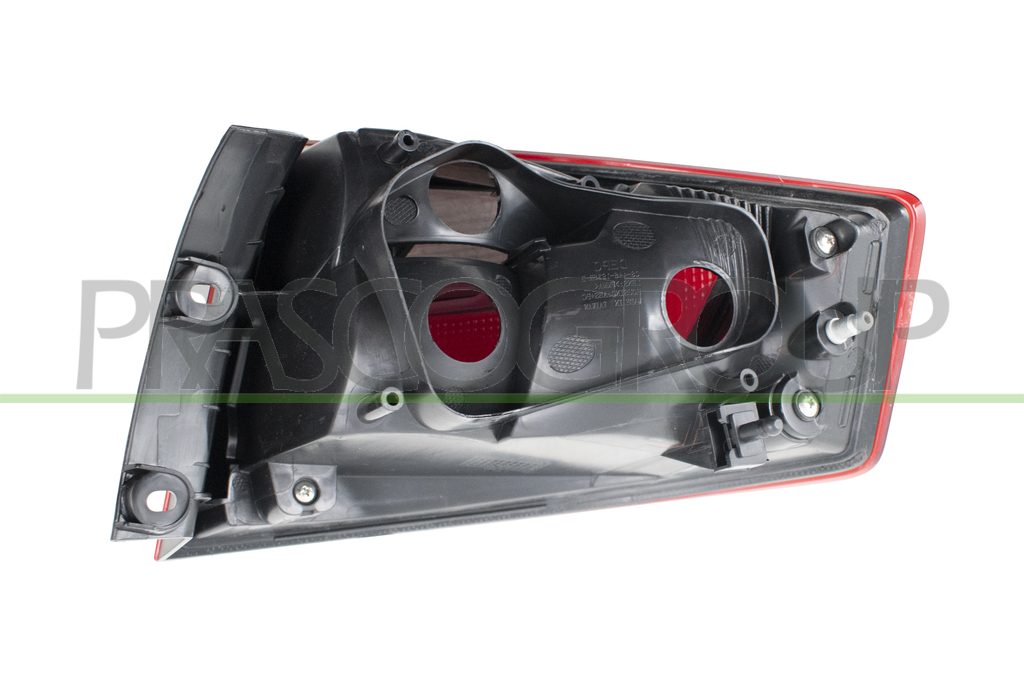 TAIL LAMP LEFT-OUTER-WITHOUT BULB HOLDER