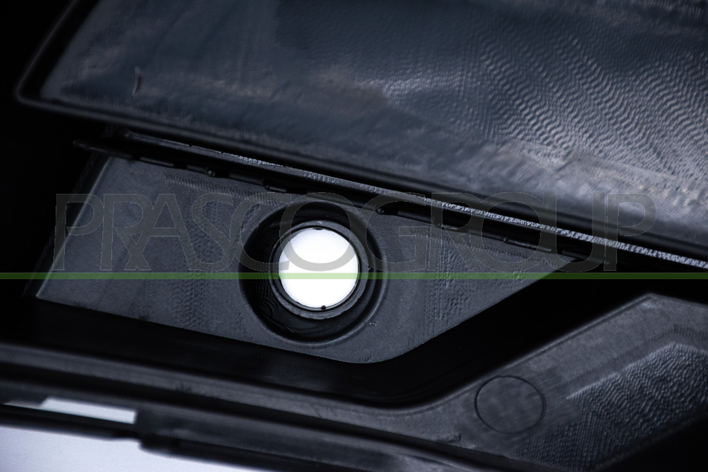 GRILLE SUPERIEURE GAUCHE DE PARE-CHOCS AVANT NOIR-BRILLANTE AVEC TROU RADAR+SUPPORT CAPTEUR