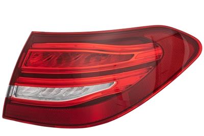 PILOTO POSTERIOR - LED - PARTE EXTERIOR - DERECHA - POR EJ. MERCEDES-BENZ C-CLAS