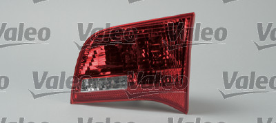 REARL (BOOT) AUDI A6 AVANT L LED