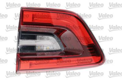 FANALE POSTERIORE SINISTRO CON PORTA LAMPADA