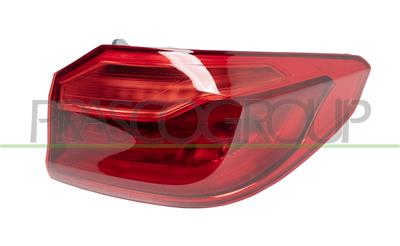 TAIL LAMP RIGHT-OUTER-WITH BULB HOLDER-LED