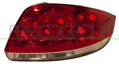 TAIL LAMP RIGHT-WITHOUT BULB HOLDER