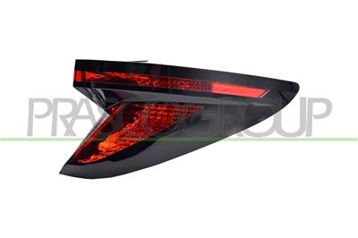 TAIL LAMP RIGHT-OUTER-WITH BULB HOLDER-WITH WIRING