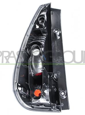 TAIL LAMP RIGHT-OUTER-WITHOUT BULB HOLDER