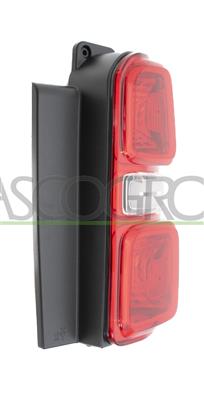 TAIL LAMP RIGHT-WITHOUT BULB HOLDER